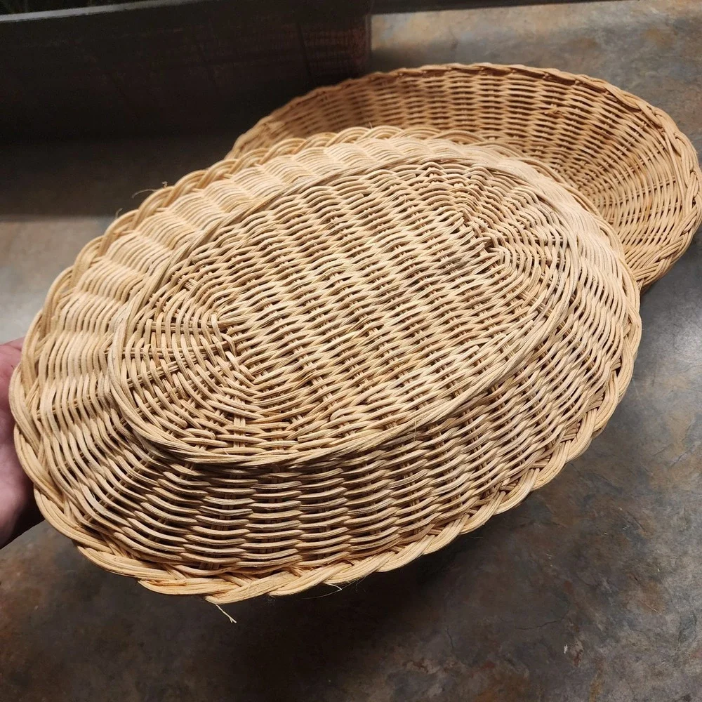 Set of 6 Vintage Yellow Enamel Sizzler Plates w/ Wicker Bases – Mid-Century